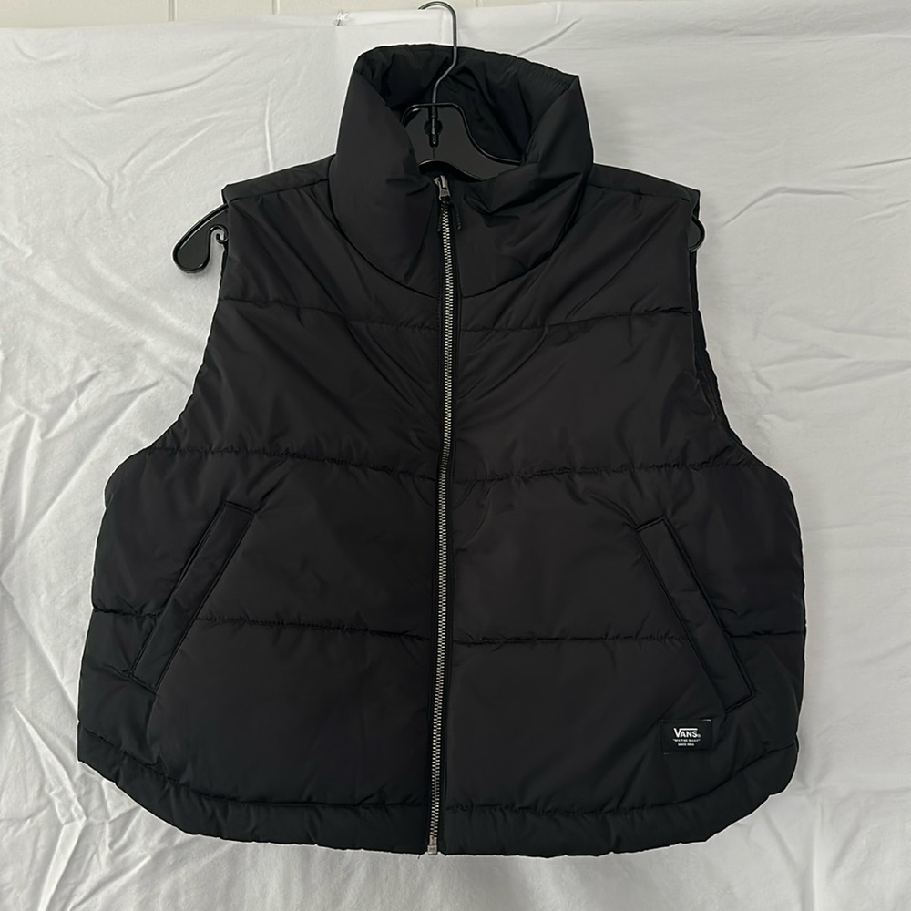 Vans cropped vest length 20” width at hips 22”